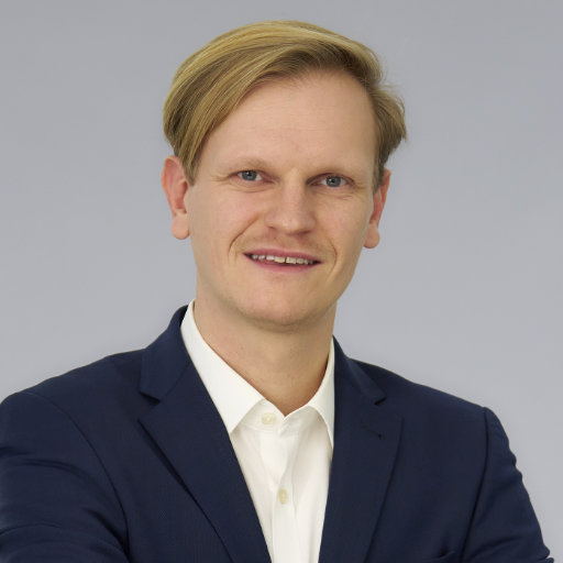Portrait of Dr. Jan-Hendrik Weinert